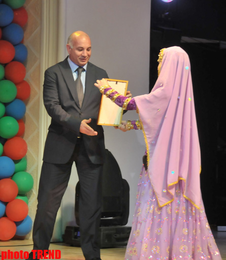 В Баку состоялась церемония вручения национальной награды "Best of the best 2012" (фото)