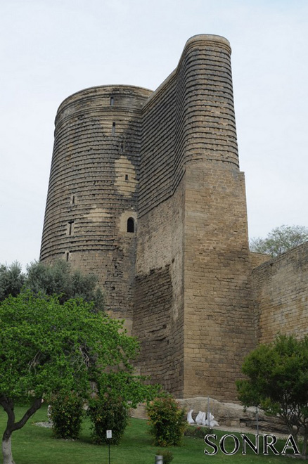 Девичья башня Баку после музейно-консервационных работ (фотосессия)