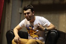 В Баку представлен комедийный проект "Erkin Ergin stand up show" (фотосессия)