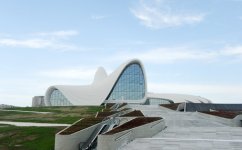 Президент Азербайджана и его супруга приняли участие в церемонии открытия Центра Гейдара Алиева (ФОТО)