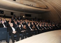 Президент Азербайджана и его супруга приняли участие в церемонии открытия Центра Гейдара Алиева (ФОТО)