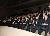 Президент Азербайджана и его супруга приняли участие в церемонии открытия Центра Гейдара Алиева (ФОТО)