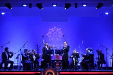 Президент Азербайджана и его супруга приняли участие в церемонии открытия Центра Гейдара Алиева (ФОТО)