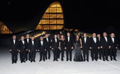 Президент Азербайджана и его супруга приняли участие в церемонии открытия Центра Гейдара Алиева (ФОТО)