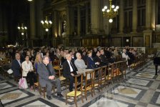 В парижской церкви Лэглис Сент-Мари-Мадлен состоялся концерт Мурада Гусейнова (фото)