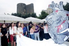 Организация YARAT! представила проект Лейлы Алиевой "Мозг" (ФОТО)