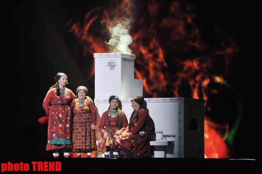 «Бурановские бабушки» с печкой зажгли на сцене  "Baku Crystal Hall" (фотосессия)