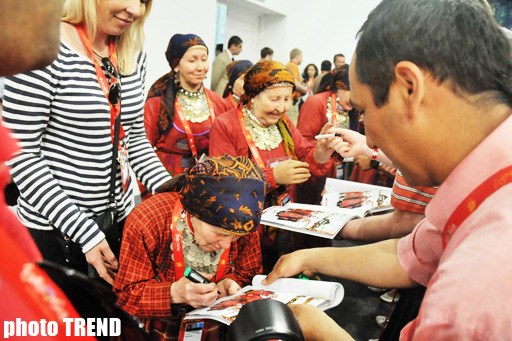 Азербайджан наш родной дом - «Бурановские бабушки» (фото)