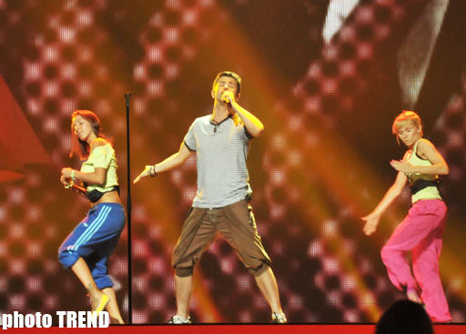 Паша из Молдовы на сцене "Baku Crystal Hall" (фотосессия)