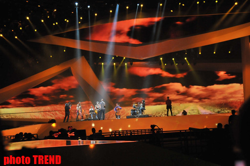 Участница "Евровидения" от Дании надеется, что ее песня дойдет до каждого сердца (ФОТО)