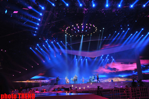 Участница "Евровидения" от Дании надеется, что ее песня дойдет до каждого сердца (ФОТО)