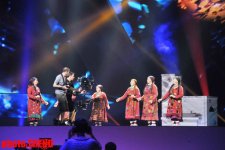 «Бурановские бабушки» с печкой зажгли на сцене  "Baku Crystal Hall" (фотосессия)