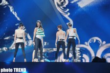 Зажигательная композиция и хореография на сцене  "Baku Crystal Hall" (фотосессия)