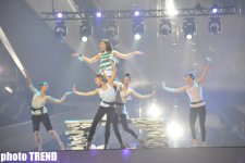 Зажигательная композиция и хореография на сцене  "Baku Crystal Hall" (фотосессия)