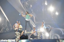 Зажигательная композиция и хореография на сцене  "Baku Crystal Hall" (фотосессия)