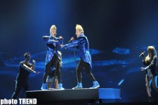 Гиперактивные близнецы на сцене "Baku Crystal Hall" (ФОТО)