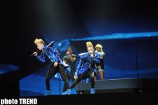 Гиперактивные близнецы на сцене "Baku Crystal Hall" (ФОТО)