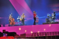 Участница "Евровидения" от Дании надеется, что ее песня дойдет до каждого сердца (ФОТО)