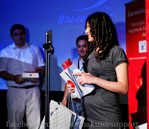 Официальный фан-клуб "Евровидения" в Азербайджане наградил победителей конкурса "Light Your Success" и "Счастливая семья" (фотосессия)