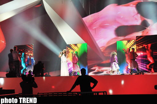 В Баку прошла репетиция украинской участницы "Евровидения-2012" (ФОТО)