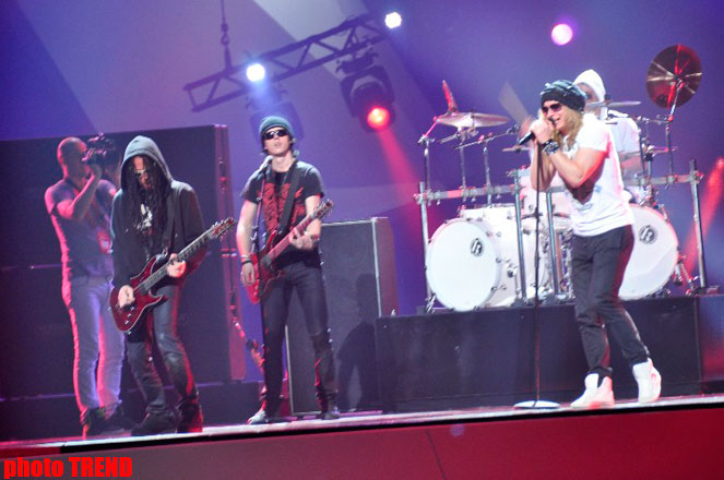 "Не закрывай глаза"  на сцене  "Baku Crystal Hall" (фотосессия)