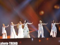 Самая юная участница "Евровидения" Ева на сцене "Baku Crystal Hall" (фотосессия)