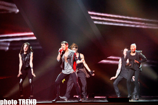 Уроженец Ирана из Норвегии зажег на сцене  "Baku Crystal Hall" (фотосессия)