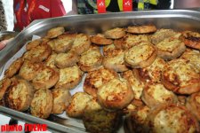 "Бурановские бабушки" накормили журналистов в Баку (ФОТО)