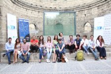 Организация YARAT! представила проект Назрин Мамедовой "Каспий" (фото)