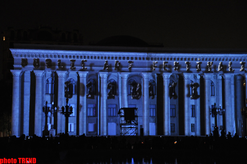 Организация YARAT! представила проект-3D-mapping Мехти Мамедова "Нефть" (ФОТО)