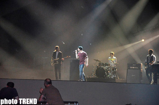 Финалист "Евровидения 2012"  Роман Лоб на сцене "Baku Crystal Hall" (фотосессия)