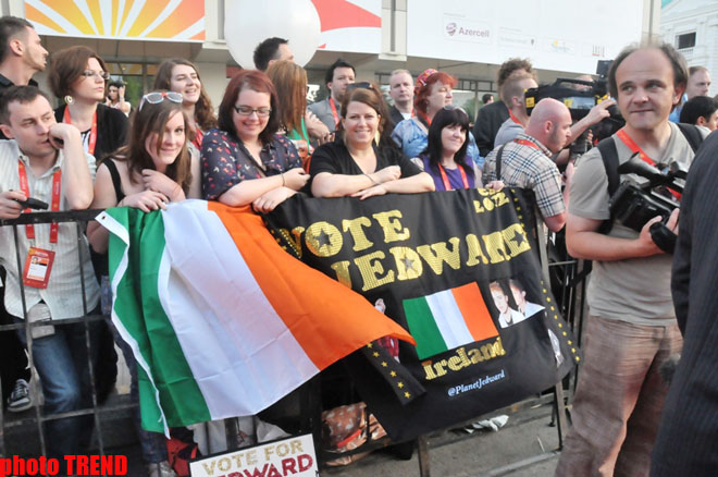 Грандиозная церемония открытия "Евровидения 2012" в "Евроклубе" - звезды на красной дорожке  (фотосессия)