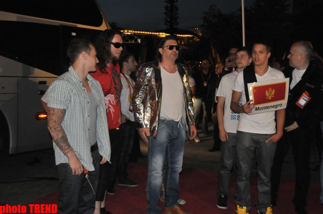 Грандиозная церемония открытия "Евровидения 2012" в "Евроклубе" - звезды на красной дорожке  (фотосессия)