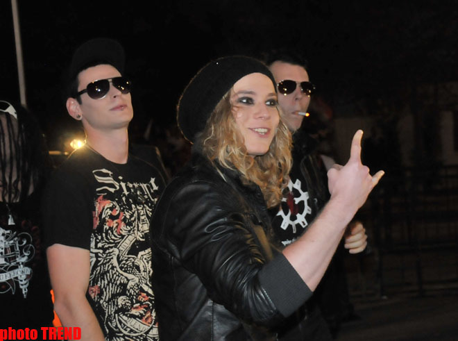 Грандиозная церемония открытия "Евровидения 2012" в "Евроклубе" - звезды на красной дорожке  (фотосессия)