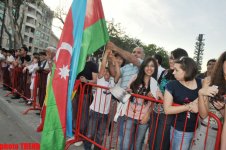 Грандиозная церемония открытия "Евровидения 2012" в "Евроклубе" - звезды на красной дорожке  (фотосессия)