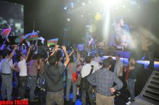 Грандиозная церемония открытия "Евровидения 2012" в "Евроклубе" - звезды на красной дорожке  (фотосессия)