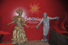 Грандиозная церемония открытия "Евровидения 2012" в "Евроклубе" - звезды на красной дорожке  (фотосессия)