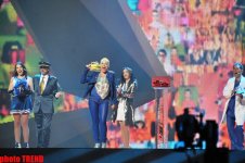 Участники "Евровидения 2012" в сценическом наряде провели открытую репетицию – первый полуфинал (фотосессия)