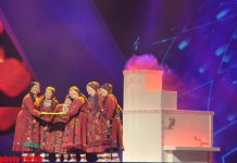 Участники "Евровидения 2012" в сценическом наряде провели открытую репетицию – первый полуфинал (фотосессия)