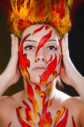 Аян Бабакишиева реализовала креативный проект - "Огненный цветок" и "Light your fire" (фотосессия)