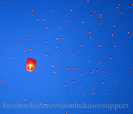 Сотни горящих фонариков в небе Баку (фотосессия, видео)
