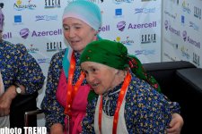 "Бурановские бабушки" создали в пресс-центре "Baku Crystal Hall" настоящий ажиотаж (фото)