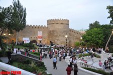 "Неделя музыки и народного искусства" в Баку (фотосессия)