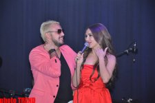 Сабина Бабаева устроила вечеринку для друзей – участников "Евровидения 2012" (фотосессия, видео)