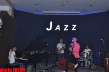 Сабина Бабаева устроила вечеринку для друзей – участников "Евровидения 2012" (фотосессия, видео)