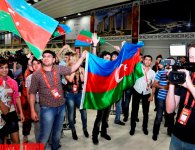 Азербайджанские журналисты устроили танцы в пресс-центре "Baku Crystal Hall" (фото)