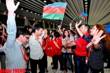 Азербайджанские журналисты устроили танцы в пресс-центре "Baku Crystal Hall" (фото)