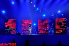 Участники второго полуфинала "Евровидения 2012" предстали в сценическом наряде (фотосессия)