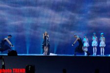 Участники второго полуфинала "Евровидения 2012" предстали в сценическом наряде (фотосессия)