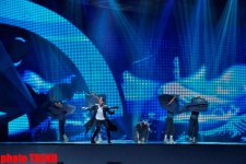 Участники второго полуфинала "Евровидения 2012" предстали в сценическом наряде (фотосессия)